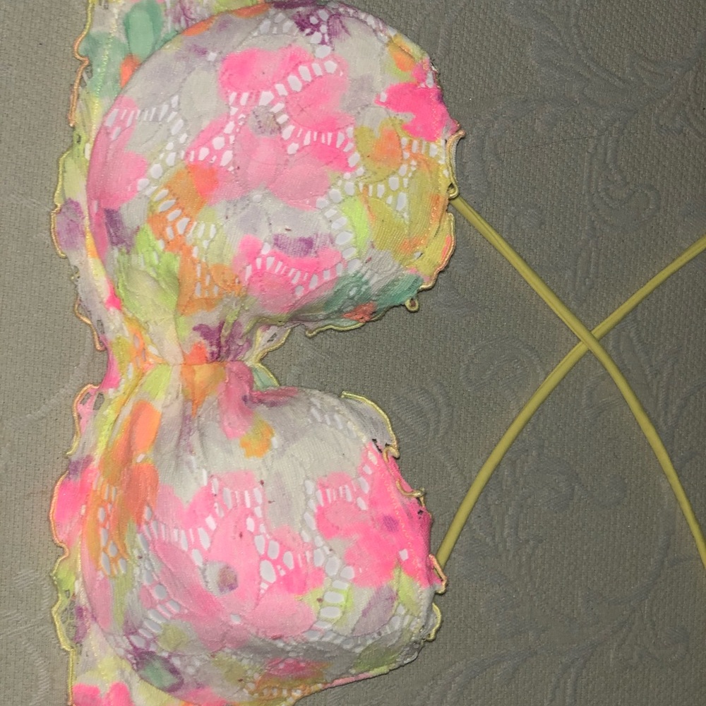 Victoria’s Secret bathing suit top